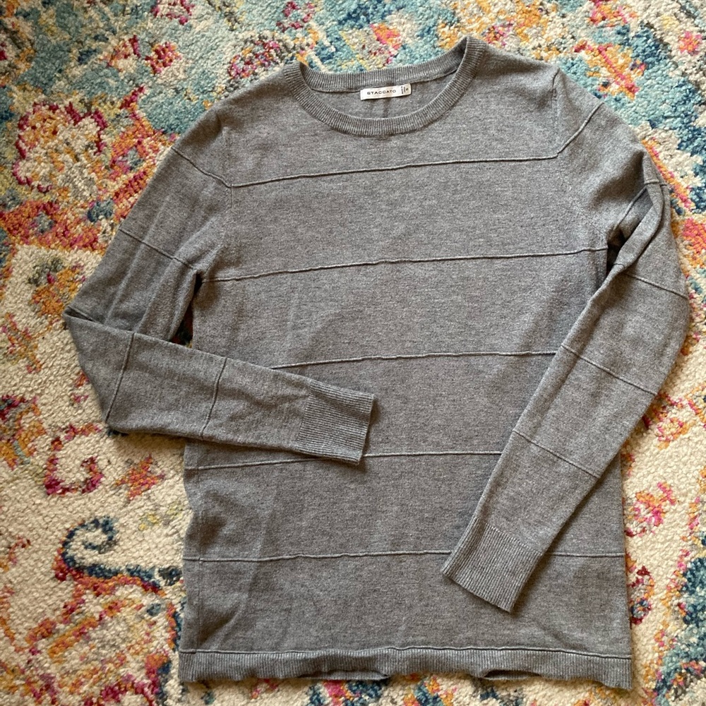Women’s Gray Sweater